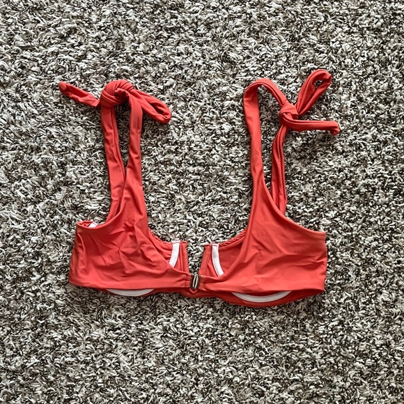 3/$30 Zaful Bikini Top - Picture 4 of 7